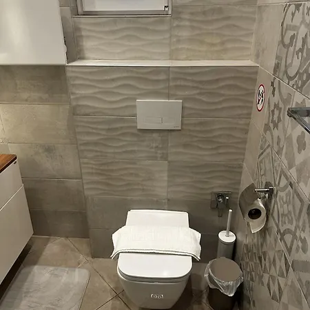 Serdika - 2bd Next To Serdika Metro Station