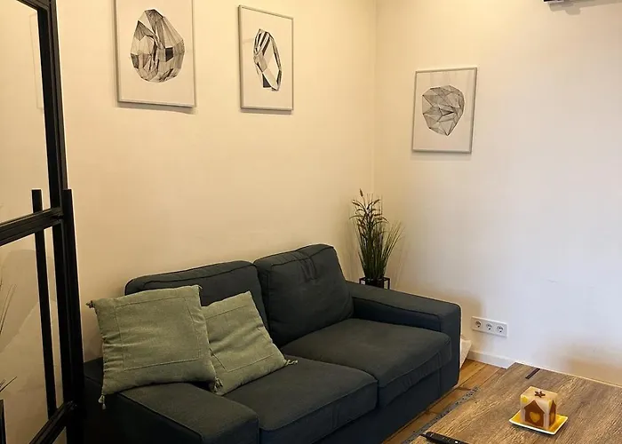 Serdika - 2bd Next To Serdika Metro Station * Sofia