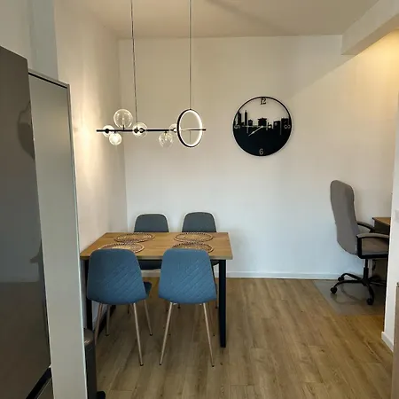 Апартамент Serdika - 2bd Next To Serdika Metro Station