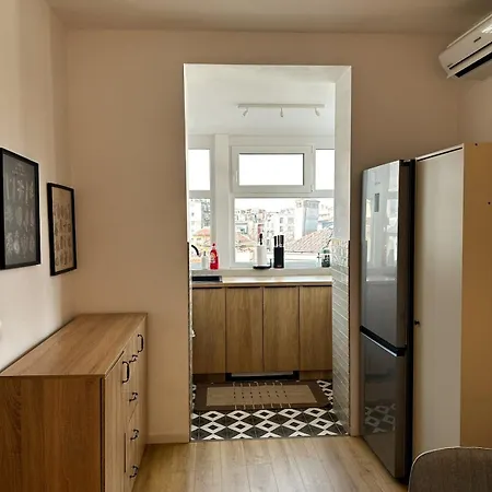 Serdika - 2bd Next To Serdika Metro Station Апартамент