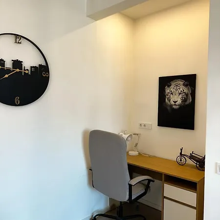 Апартамент Serdika - 2bd Next To Serdika Metro Station