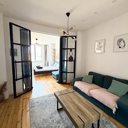 Апартамент Serdika - 2bd Next To Serdika Metro Station