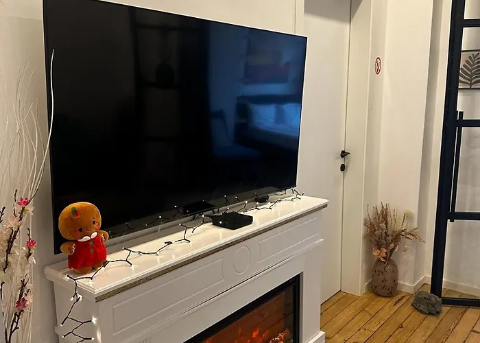 Serdika - 2bd Next To Serdika Metro Station アパート