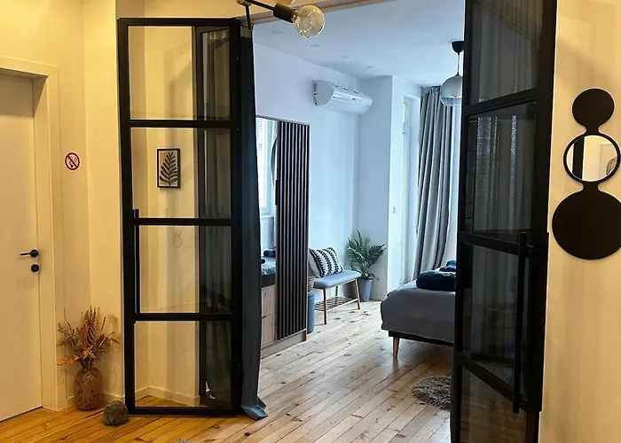 Serdika - 2bd Next To Serdika Metro Station * Sofia