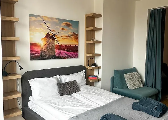 Serdika - 2bd Next To Serdika Metro Station